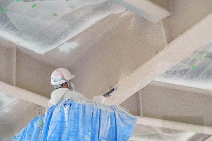 耐火被覆工事~湿式吹付けロックウール|小島建興株式会社
