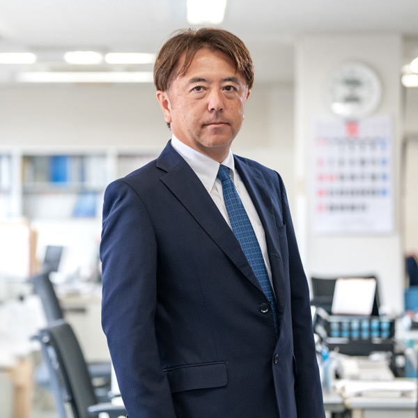 代取締役社長 小島 豊宏｜小島建興株式会社